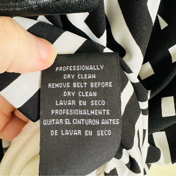 CHETTA B Women’s Geometric Print Mini to Midi Sleeveless Belted Dress, Size 8 - Picture 8 of 12